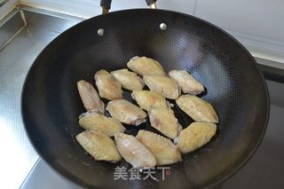 加点料更不同-【红烧鸡翅】的做法步骤：4