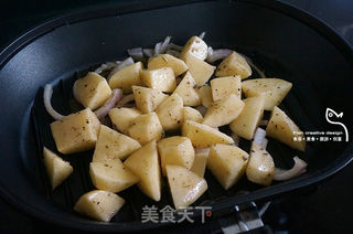 酥香小土豆的做法步骤：4