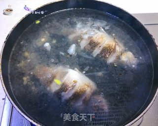 鲫鱼豆腐汤的做法步骤:8