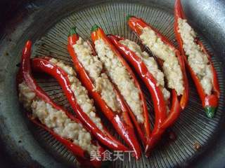 甘香可口---榄菜肉酿红椒的做法步骤:6