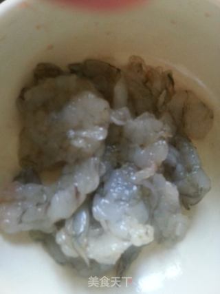 虾饺 自己在家做出广东地道美食的做法步骤:2