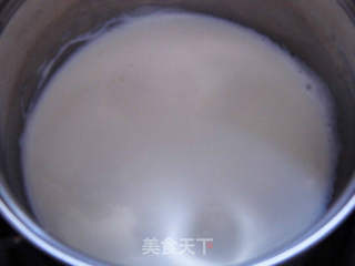 椰蓉面包布丁的做法步骤:2