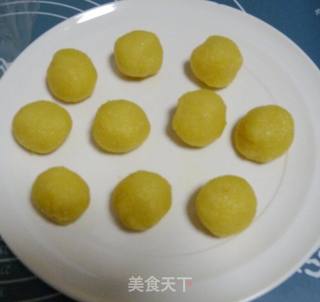 脚丫椰蓉包：的做法步骤：4