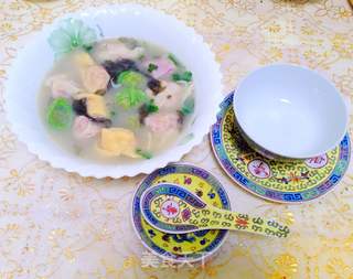 【彩色鸡汤馄饨】---彩色云吞馄饨汤鲜味美的做法步骤:10