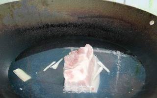 蒜泥白肉的做法步骤:2