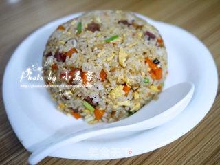腊肠番茄蛋炒饭的做法步骤:7