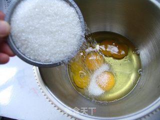 不一样的海绵蛋糕——全蛋海绵的做法步骤:3