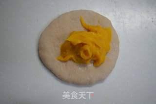 秋意浓浓的栗形面包的做法步骤:7
