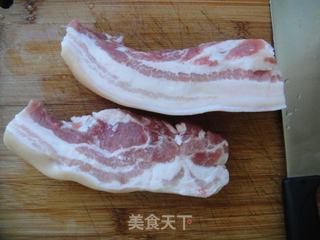 老菜新做---红酒红烧肉的做法步骤：1