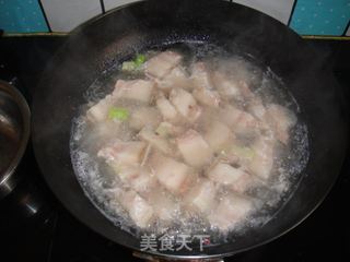 老菜新做---红酒红烧肉的做法步骤：3