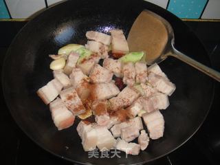 老菜新做---红酒红烧肉的做法步骤：8