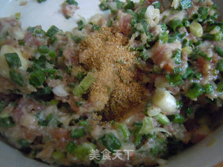【柳叶煎饺】--香嫩可口的做法步骤:7