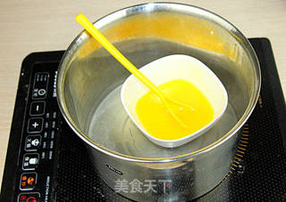 家庭风味十足的午后小蛋糕——玛德琳的做法步骤:8