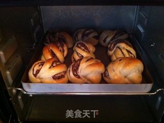 豆沙花卷面包的做法步骤:13