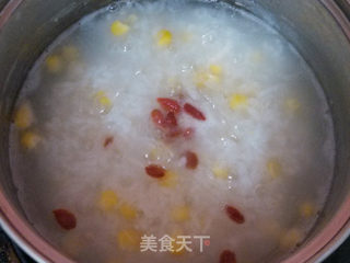 玉米蛋花粥的做法步骤:9