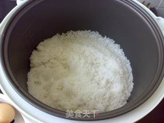 盐焗土鸡蛋的做法步骤:2