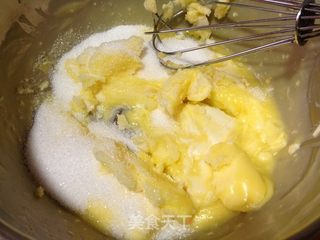 焦糖香蕉乳酪蛋糕的做法步骤:5