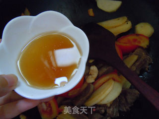 金花色的秋天-----土豆西红柿炖牛腩的做法步骤:8