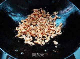蒜臼捣河虾的做法步骤:2