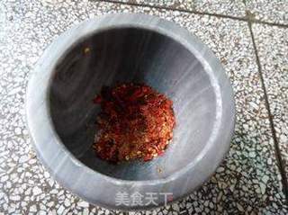 蒜臼捣河虾的做法步骤:4