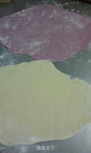 双色花卷的做法步骤:5