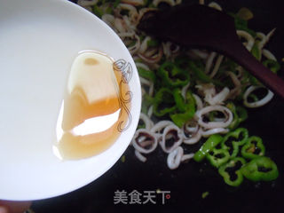 【青椒鱿鱼圈】的做法步骤:8