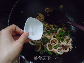 【青椒鱿鱼圈】的做法步骤:10