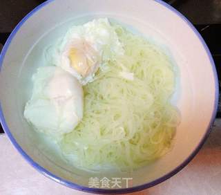 【鸡丁米线】---独特的鸡丁米线米粉的做法步骤:11