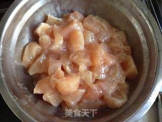 【宫保鸡丁】---最喜欢吃的一道川菜附红枣米饭做法的做法步骤:3