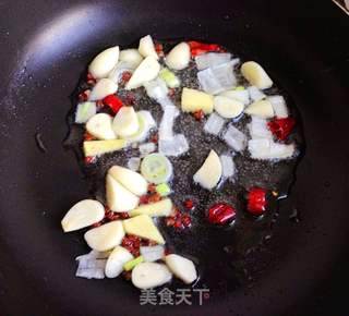【宫保鸡丁】---最喜欢吃的一道川菜附红枣米饭做法的做法步骤:5