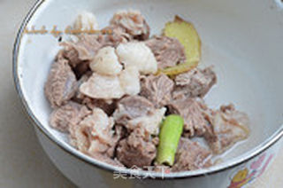 板栗烧羊肉的做法步骤:5