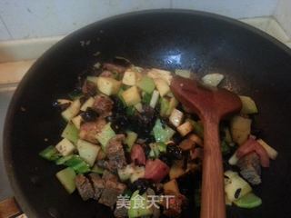 牛肉泡馍 浓重的北方情结的做法步骤:3