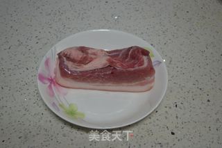 回锅肉的做法步骤：1