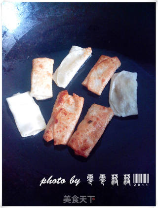 剩下的饺子皮——香蕉春卷的做法步骤:4
