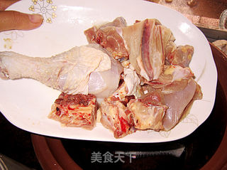 宅女适用的补血、美容的【洛神花炖老鸡】的做法步骤:4
