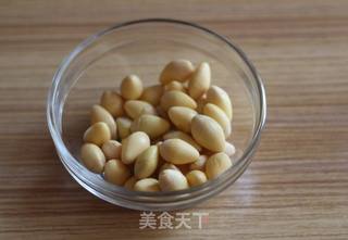 养生腐竹白果粥的做法步骤:2