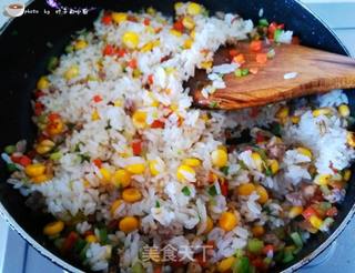 儿童创意菜谱----花朵炒饭的做法步骤:11