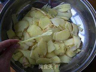 养生佳品红糖姜片的做法步骤:2