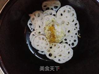 【姜末拌藕】---别样方法凉拌藕的做法步骤:4