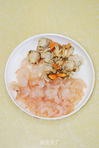 西式家常风味----海鲜意大利面的做法步骤:2