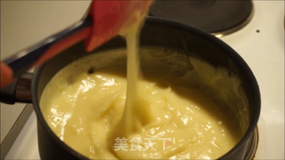 西点的基础---卡仕达奶油酱的做法(用在泡芙,草莓挞等)的做法步骤:5