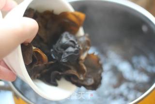 凉拌黑木耳的做法步骤:5