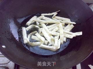 核桃沙琪玛的做法步骤:2