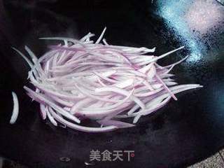 洋葱炒西红柿的做法步骤:3
