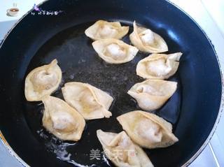 美味川菜系列---响铃抄手的做法步骤:4