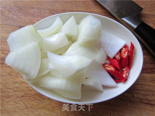 三杯牛仔骨的做法步骤:5