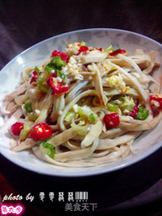 手撕杏鲍菇——健康快手菜的做法步骤:6