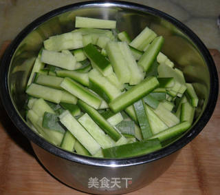 风味麻辣萝卜干的做法步骤:4