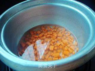 胡萝卜香蕉奶昔的做法步骤:2