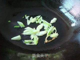 西芹炒胡萝卜的做法步骤:3